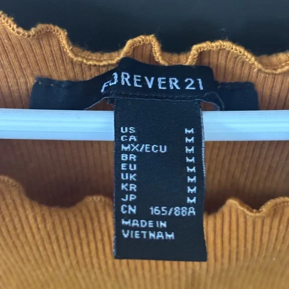 Forever 21 Mustard Orange Ribbed Lettuce-Edge Crop Top - Size Medium - Picture 3 of 3